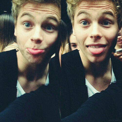 follow me in my personal account please!! @AshtonHeroe