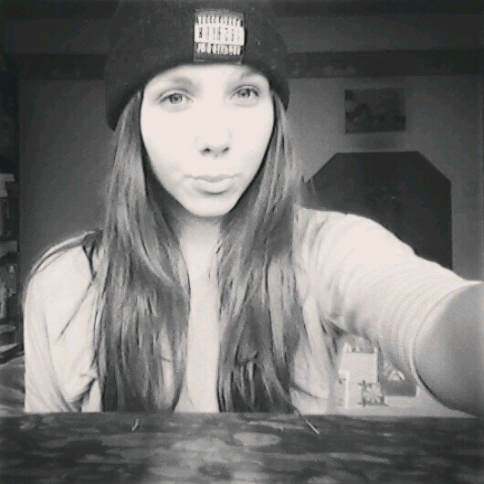 ♡~LifeWithMelina~DagiBee~Lionttv~Paolamaria~Bibisbeautypalace~MILEY CYRUS*-*~♡