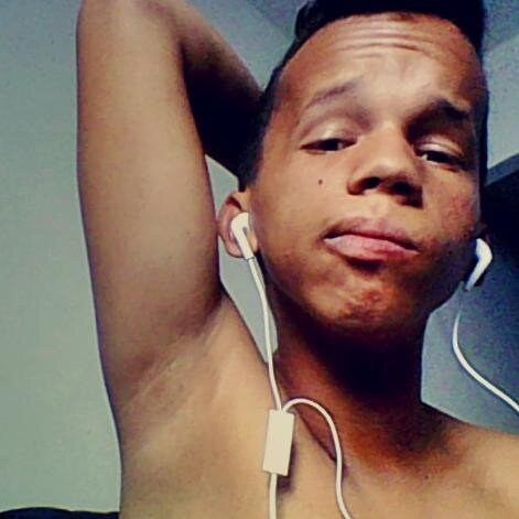 - Sou do Tipo de Pessoa que não Aguenta Desaforo ;) Gêmiliano :*