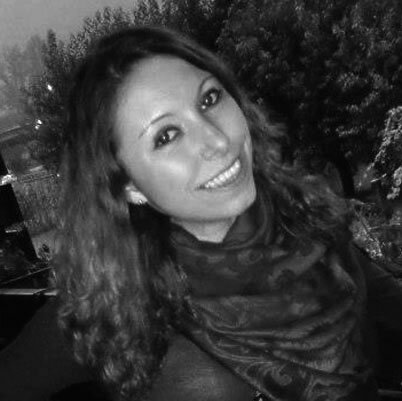 Laureata in #psicologia socio-culturale.  #ViolenzaControDonne #VAW #CulturaDelRispetto #ControCultura. Non sopporto l'arroganza. Vivo di dubbi e curiosità.