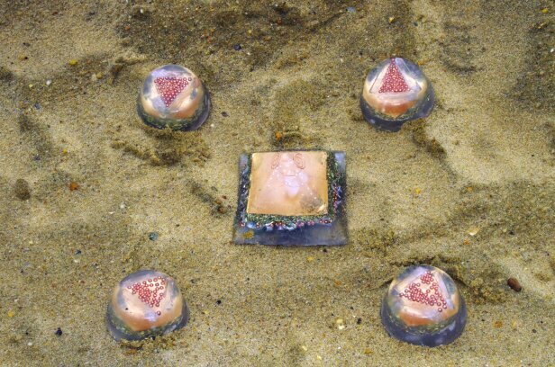 Custom Orgonite, Retail-Wholesale Free Spiritual Consultation Changing the world one day at a time. 973-932-0483 or Email: Orgone.ise@gmail.com