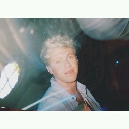 narrynapkin's profile picture. nothing lasts forever, nothing stays the same.