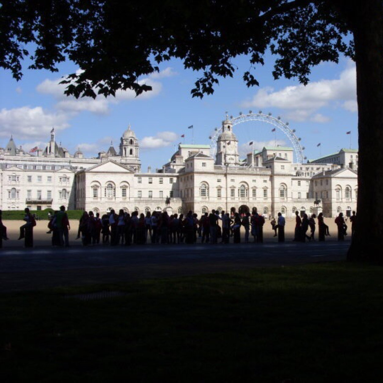 StepPandTodd's profile picture. Challenges and experiences of a step father of a 9 year old and father to 3 toddlers and a wife.