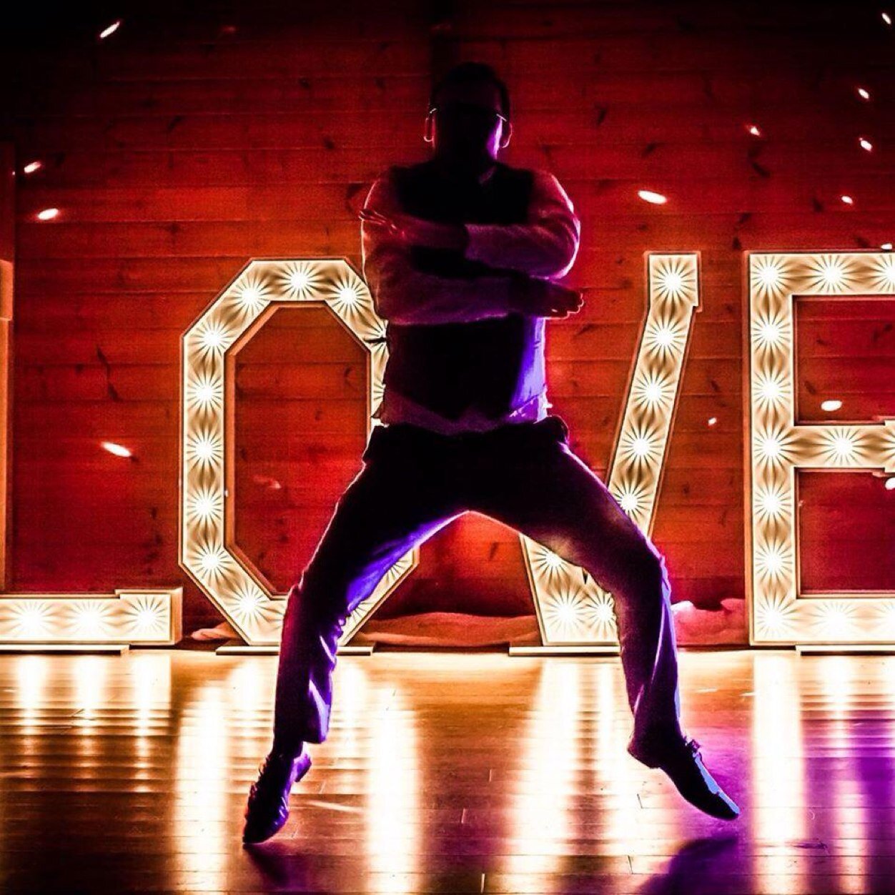 mrmaccamac's profile picture. Dad. 1/5th Funboy. One time Jellyfish sting survivor.