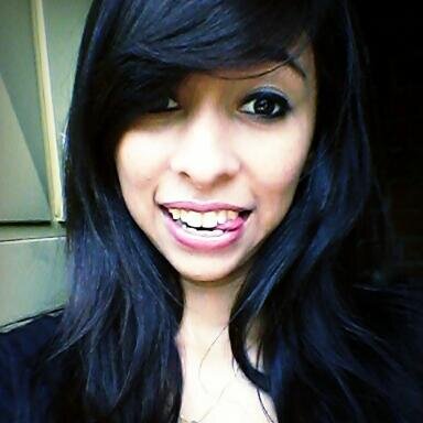 → 18 anos 
 viciada em ANIME
apaixonada por ROCK 
quer saber mais? 
é só SEGUIR EU  ←
●๋;p
 -Minha mana @sandynha16
sigo todos de volta