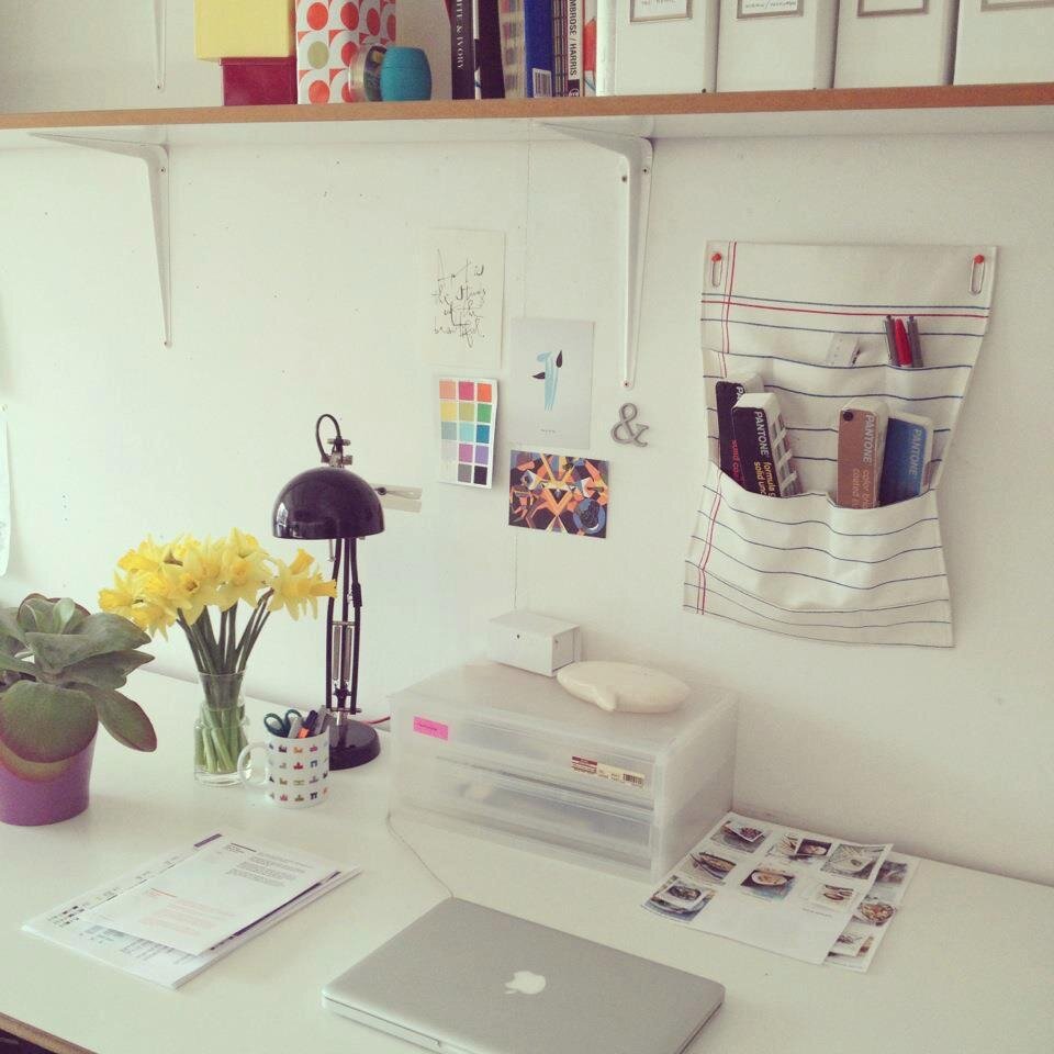 Designer and consultant. Running London-based studio Gaggeroworks, building Visual Narratives for the Arts and Culture