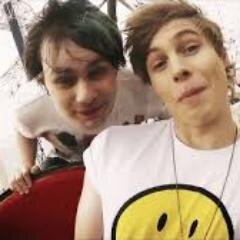 One direction & 5 Seconds Of Summer Los Mas lindos del mundo Luke Louis Zayn Liam Niall Hazza Michaell Callum and Ashtong