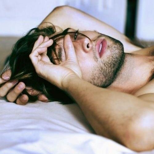 Drewhawthorn's profile picture. Drew Caleb Hawthorne. De Nueva York a Londres. Universitario en Normont University. 22 primaveras.