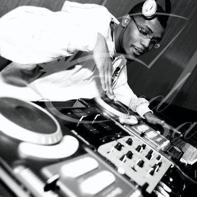 I'M A DJ FROM MILWAUKEE WI/ TEACHER AT NEW HORIZION CHARTER SCHOOL AT SHOREWOOD HIGH
