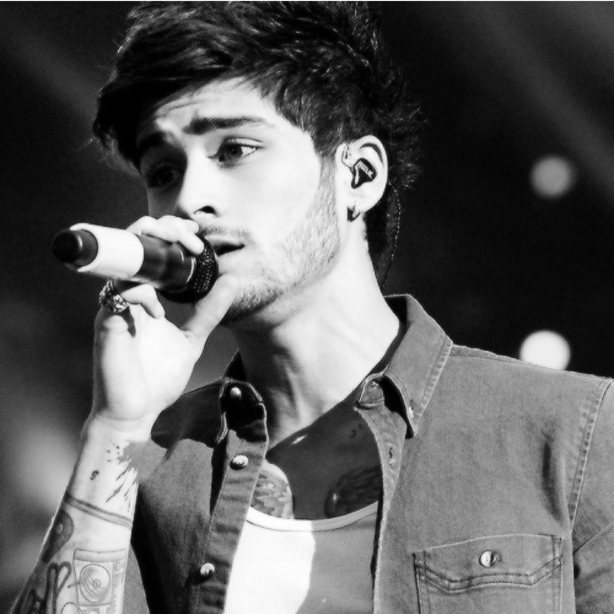 from @xtommosunx