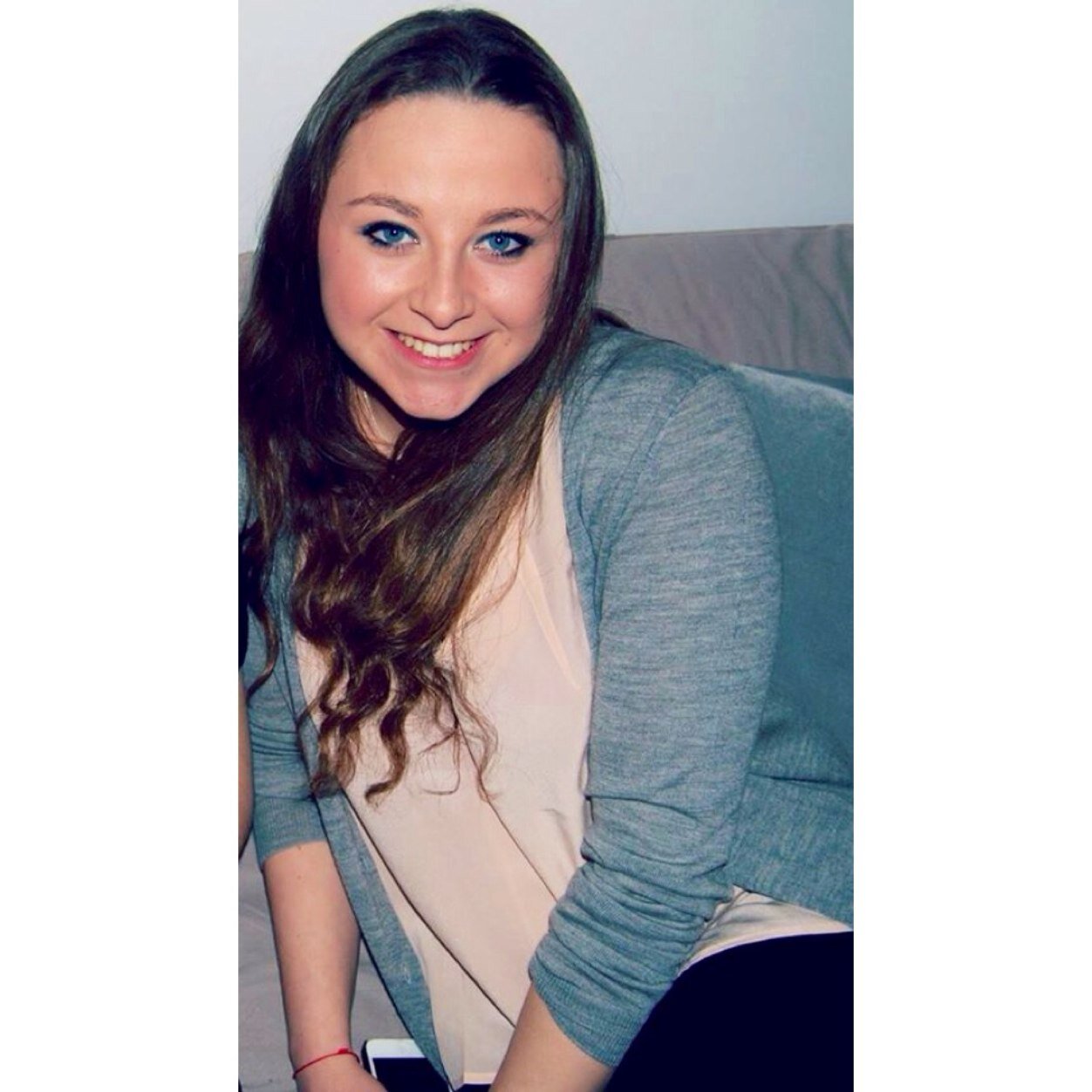 Alexandra, 24. Paris.