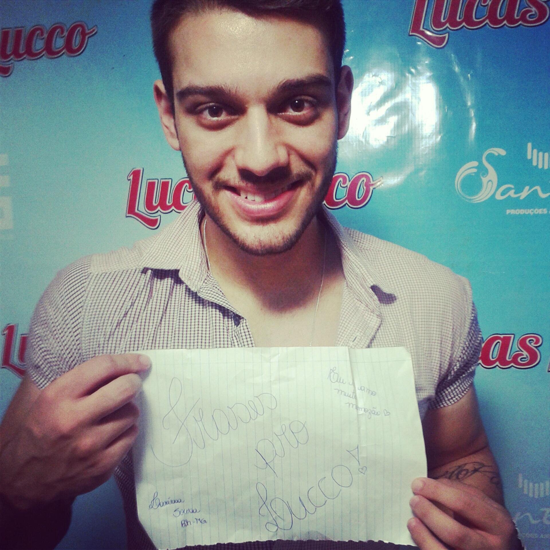 Você tem um carinho enorme por alguém e não sabe como demonstrar.. Aí você cria um Fã Clube! @lucaslucco. Since: 10/03/13.