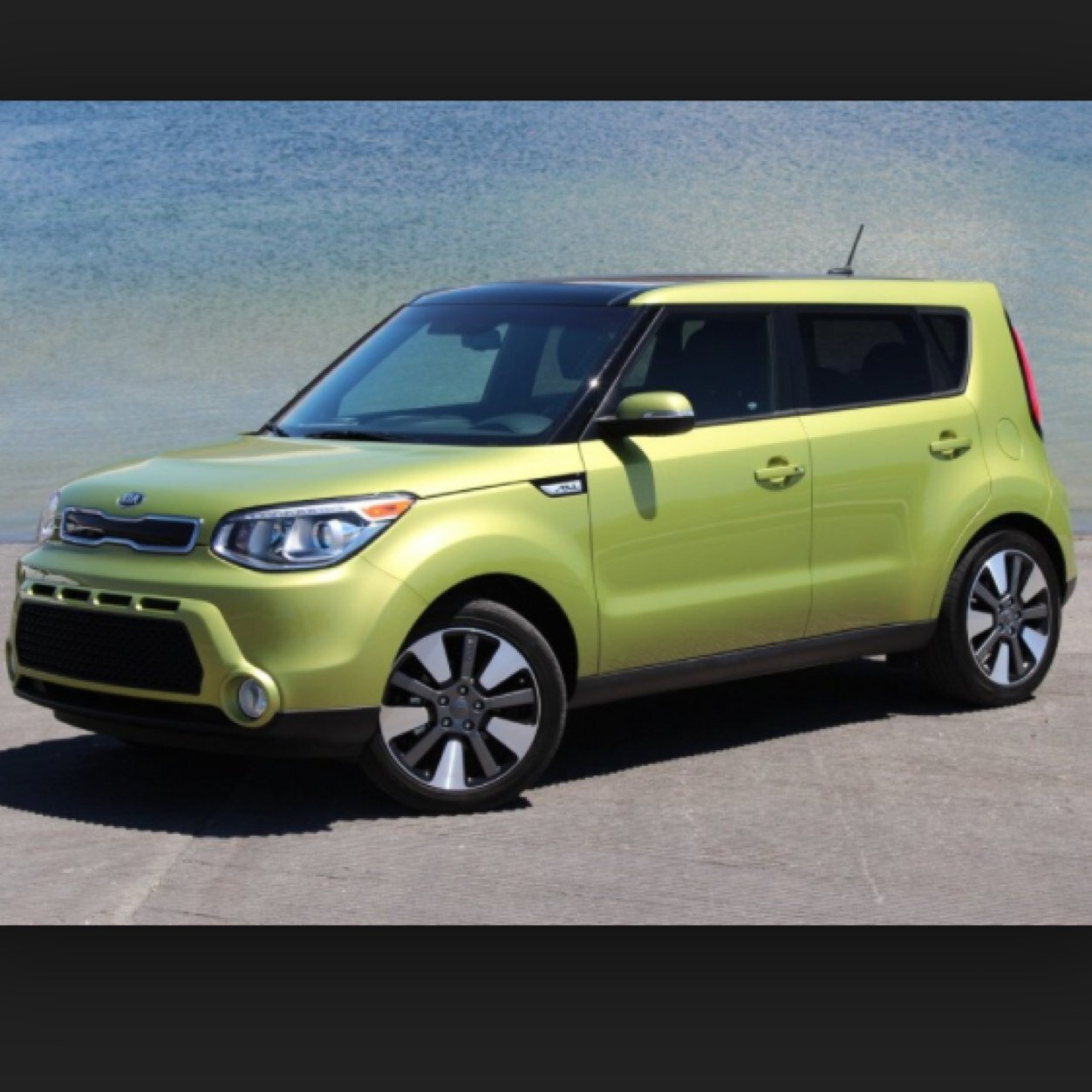 photo of Christina Grimmie KIA - car