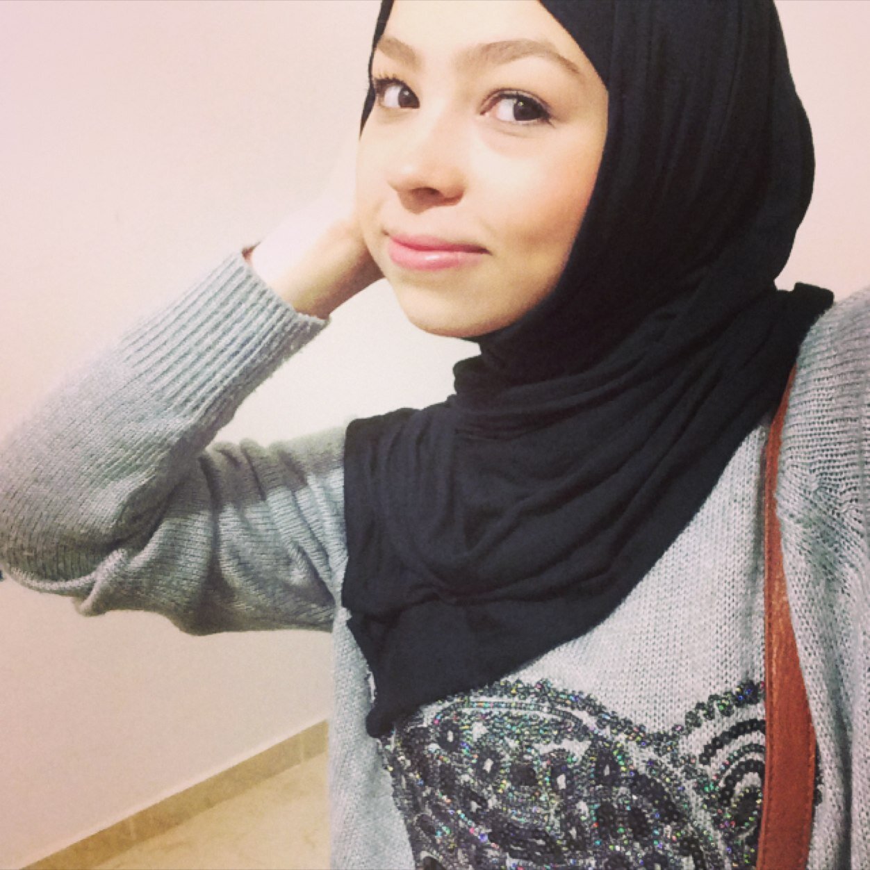 You're so ugly and you're so beautiful ... You're like no one on Earth could be • #ASU student ., between kuwait and jordan .