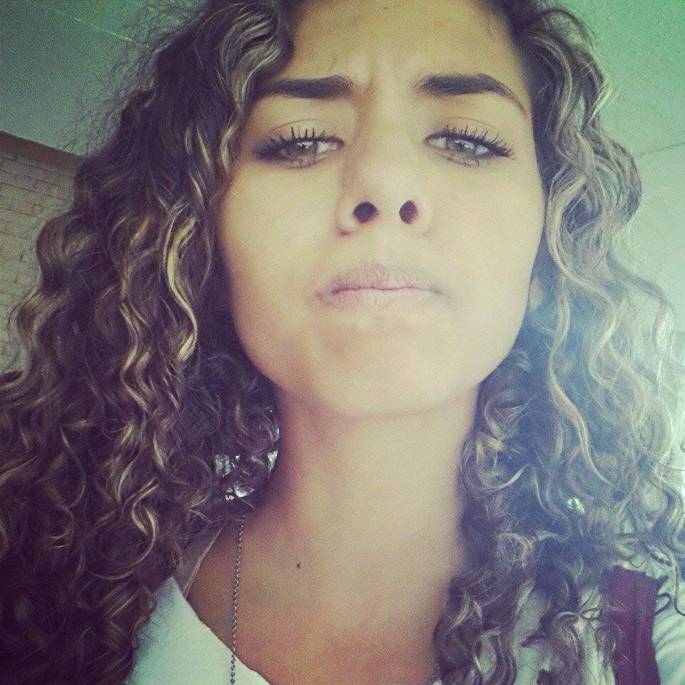 Ser feliz acima de tudo                              Instagram: maaarialvarenga_