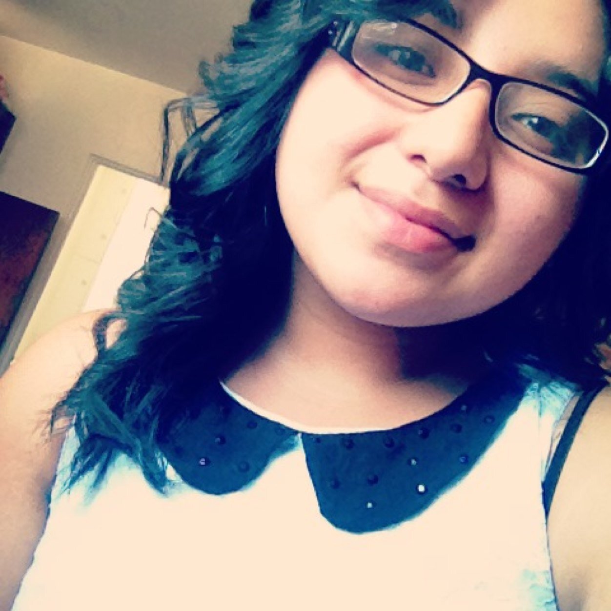 Sinqqle~ | Oct 6 98 | follow me and i well follow back c; | Age :15