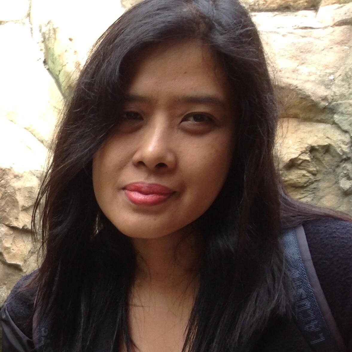 TravelingSkirt's profile picture. I am a writer at heart, a traveler by desire, a PR practitioner by necessity.