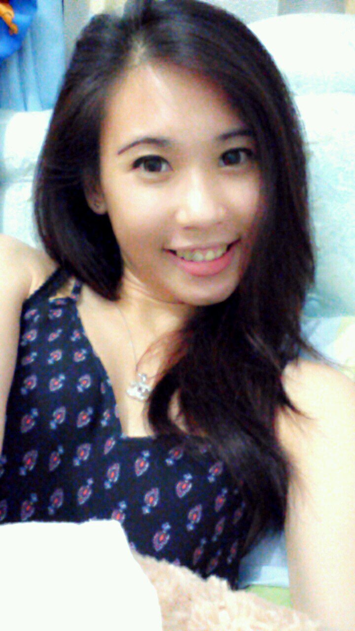 Model , SPG || PART OF @FikomUntar 2012 ♥ || line: jesslynelyn || taken by @ijulio21 ♥:*({})  || MENTION FOR FOLLOWBACK :)