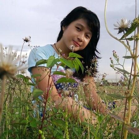 DiniArtaPutri's profile picture. 