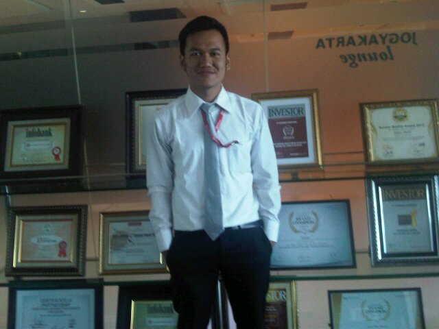 Dedswan29's profile picture. Imucls