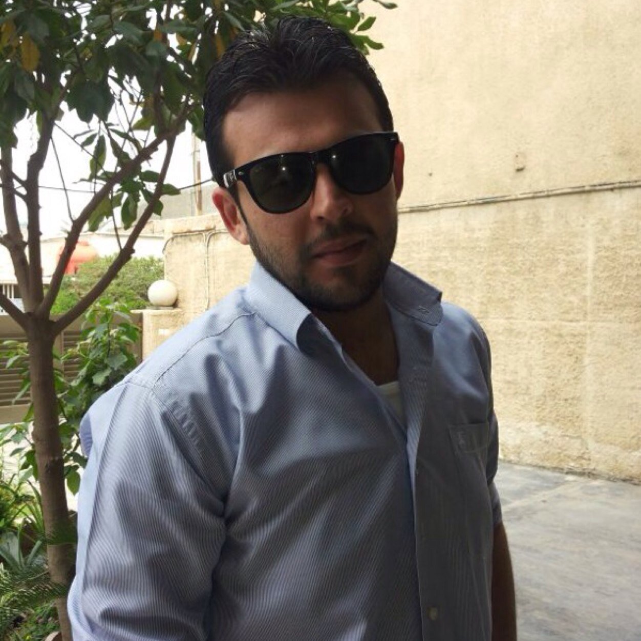 I'm Engineering Information Technologe, Working In Ford Iraq , My Account On Instagram: alialkadi