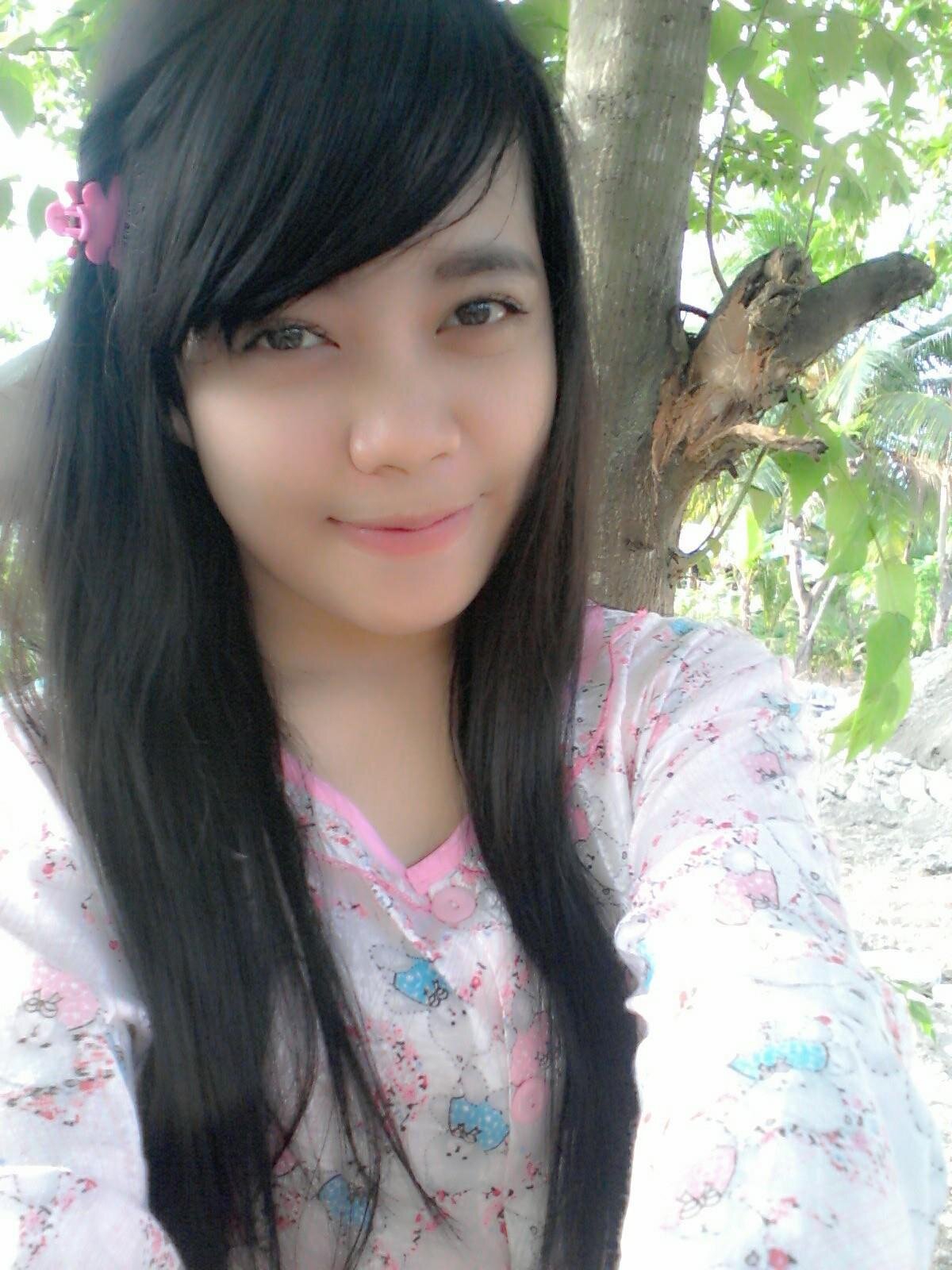 Merah merona menawan cantik dipandang
