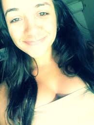 usaarcopureza3's profile picture. A veces tenemos que aceptar que hay personas que se quedan en nuestro corazon, aunque no se queden en nuestra vida.