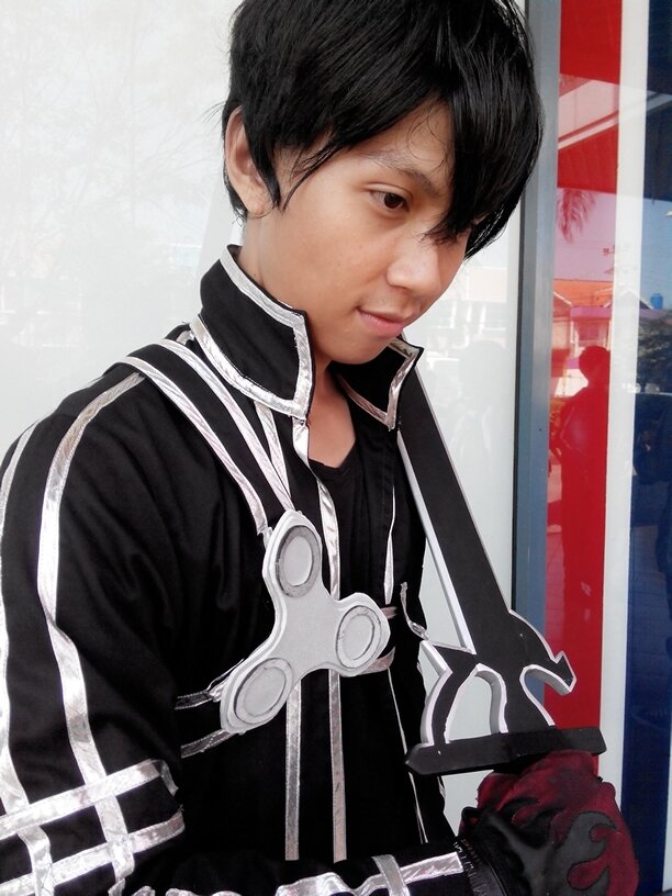 growing up to be the big chesse ,, life as cosplayer and teacher.. Dea's craft ..