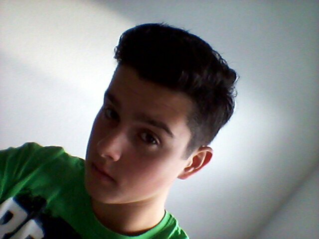 simonlorenz22's profile picture. 