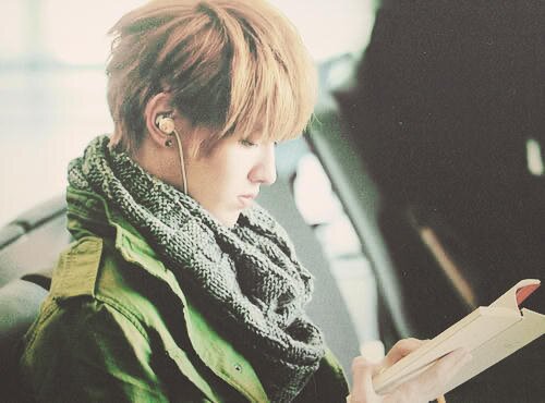 touch @snsdjesi ? HAHA U WILL DIE TONIGHT DUDE!!!