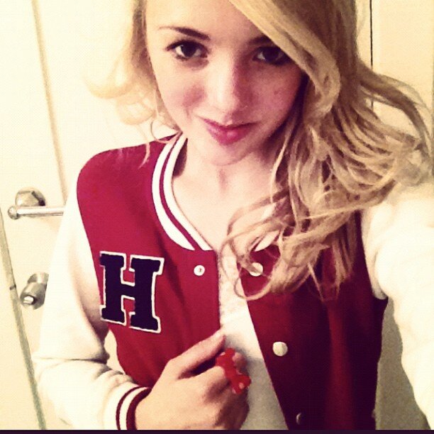 _1peytonlist's profile picture. love peyton list so much that i cant breath