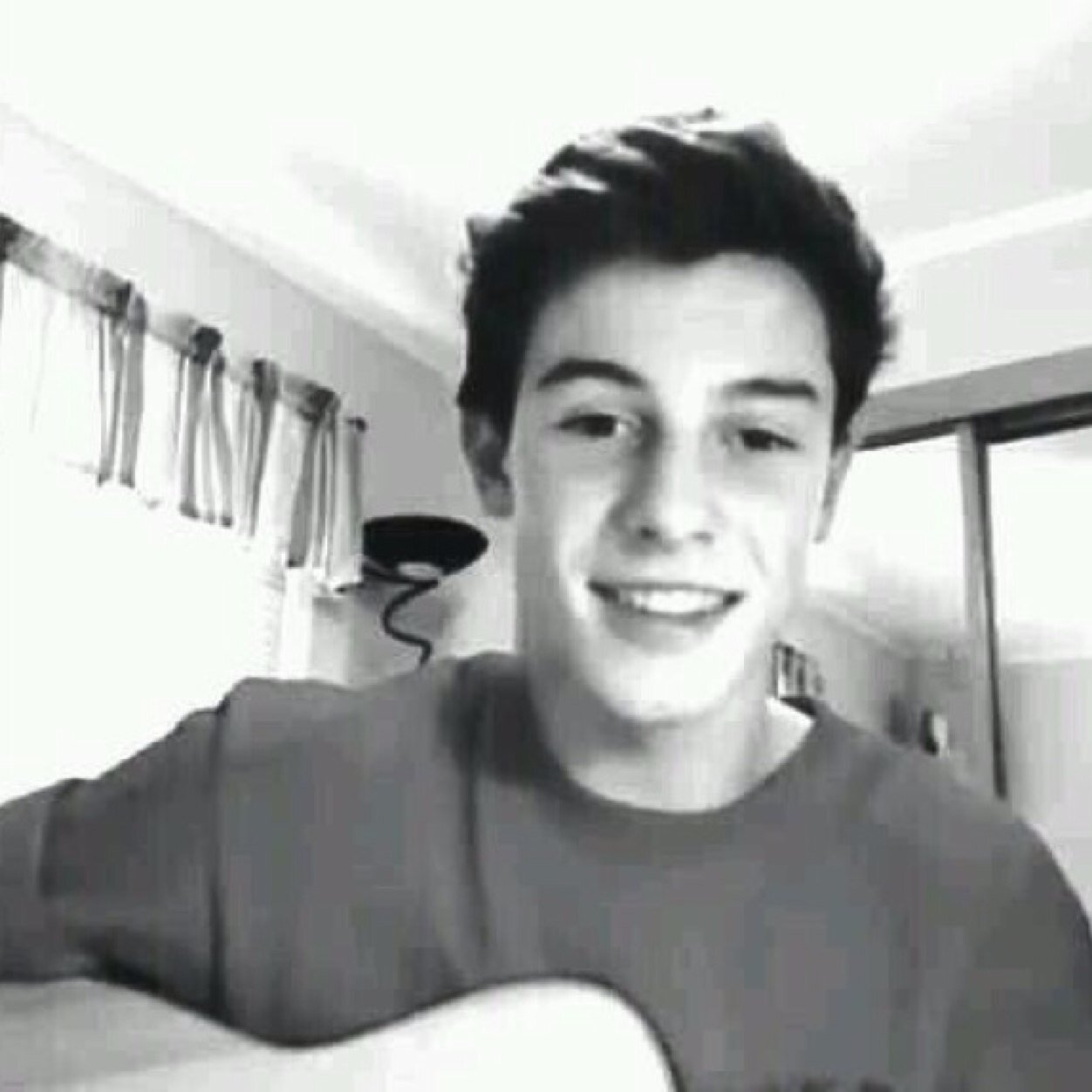 cliffacondoms's profile picture. Follow @idkDallxs because she gave you a free follow