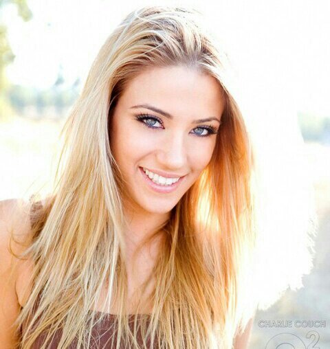Aoife ▪26 years old▪Bit of a flirt▪specialises in IT work under supervision of @Jacob_Dixon_