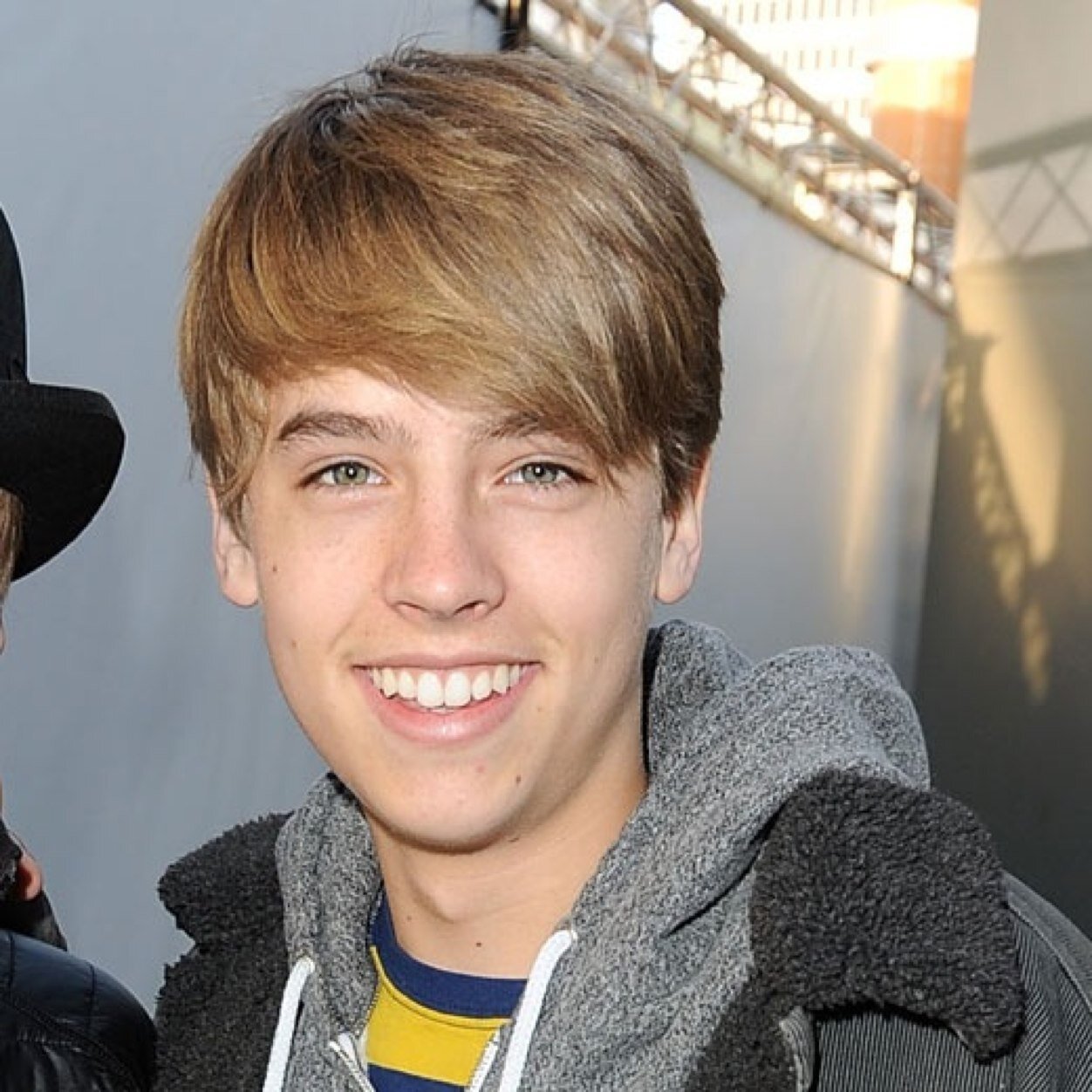Cole. 1 half of the Sprouse Twins. Don't confuse me with Dylan, thats rude. You might also know me as Cody. From suite life.