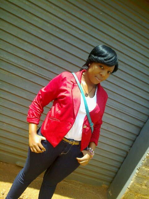 HlapaneKopano's profile picture. I am a woman of respect,culture/modern society someone who has ambition,vision&who can be selfless at time