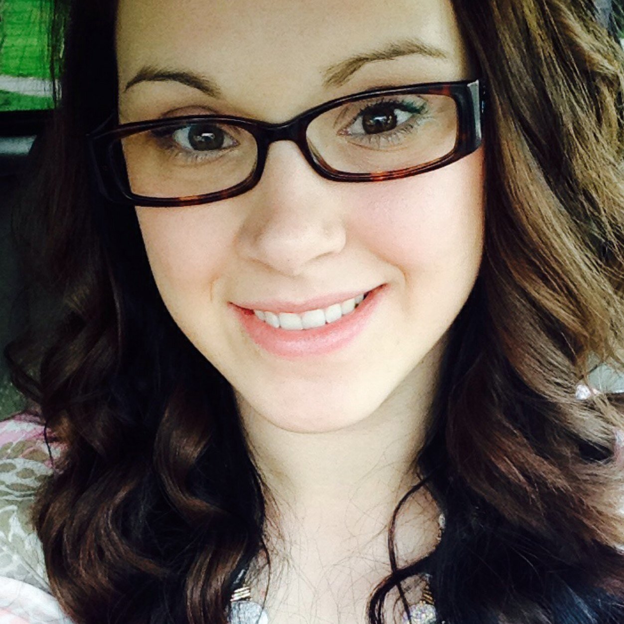 Karissiaaa's profile picture. 24.
Single.
Mama.
Wildflower.
Bank teller.
Taurus.