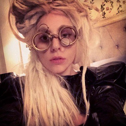Page Official || All About #Ladygaga || ~ News, Photos, Videos, Music & More ~ || Follow @ladygaga My Queen of Mother Monster3 .. .