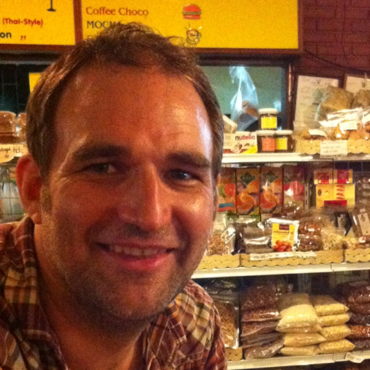 Traveller, Chef, Writer.. Hi I'm Sacha, After 20+ years travelling I eat well, take photos & document my experiences. •Writing a book - follow to find out more!