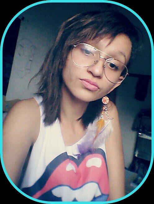 Sou um Amendo bobo *-* Mentira sou uma Nutela :3
Segue que SIGO DVT *0*
