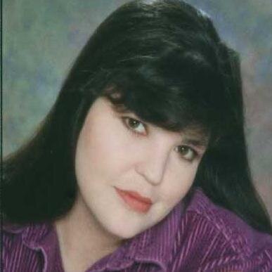 Politically conservative, writer, painter, researcher, gun rights avocate, love dogs, hockey fan, single and looking.
