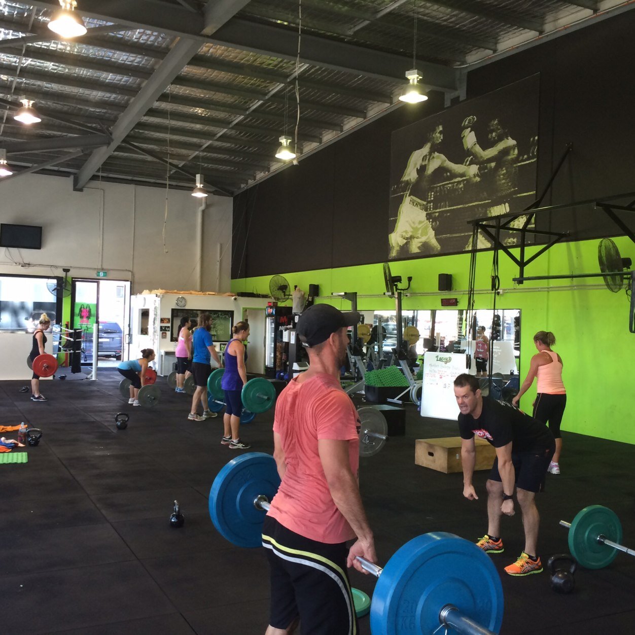 LIVFITBOX's profile picture. 