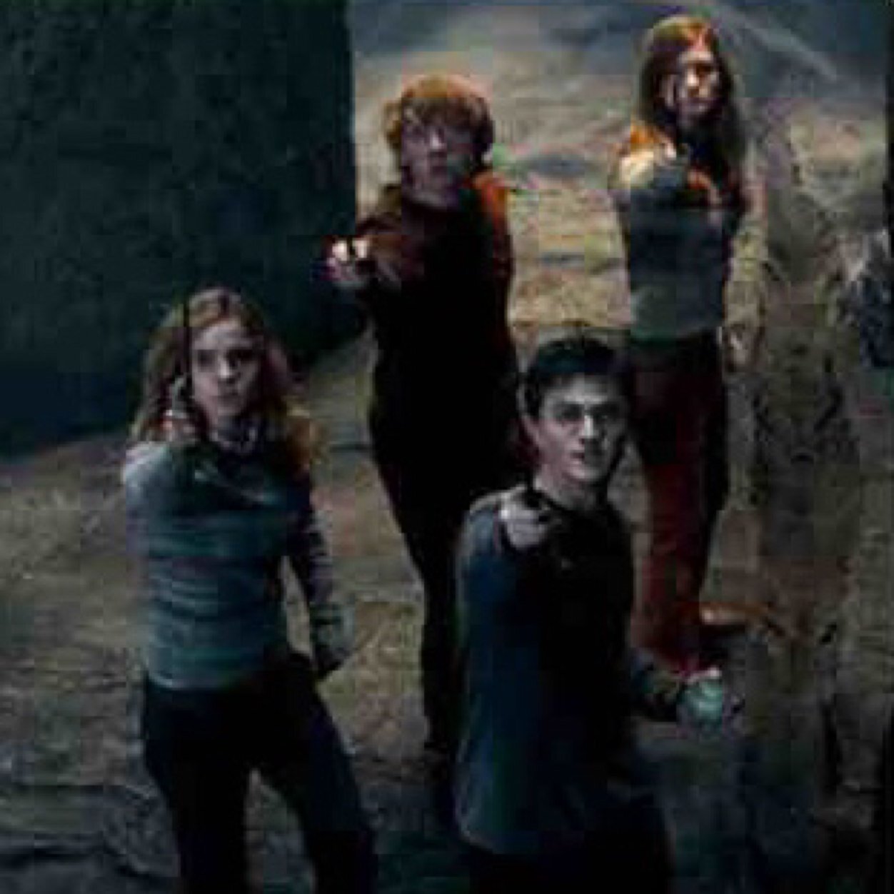 POTTERMlCHAEL's profile picture. 'Help will always be given at Hogwarts, to those who ask for it, and for those who Deserve it.'