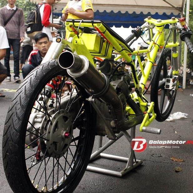 Alhamdulilah UN udh slesai \m/|Tomo speed,,solo tigo,,jbrt hore hore!