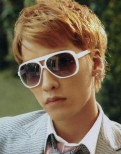 始めましてイタリアンレストランで働いている男子です。24歳です。音楽とスポーツとデザートが好きです。皆さん仲良くして下さいね現在友達中です。今違うとこでも働いてみたいと考えてます音楽は、色んな曲をききます。EXILEが大好きで結構聞きます。