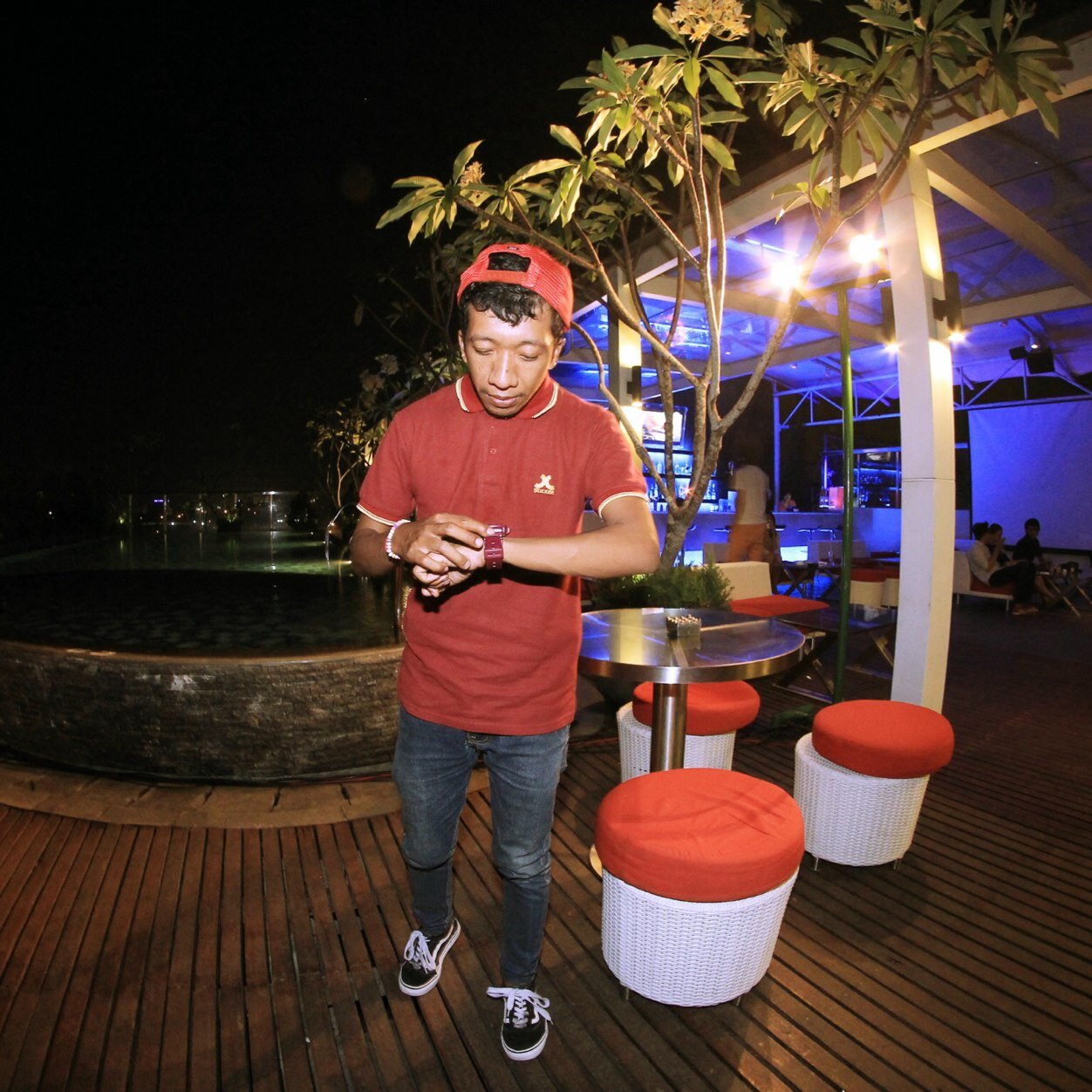 Officer broadcast:LyLa band,TV Broadcaster Trans7,Trans Tv,Trans corp,reality show,talk show,non drama,floor director,program director,creative team DJ