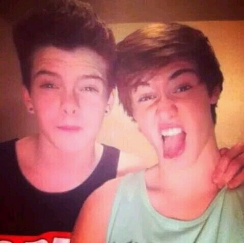 katie_ray2834's profile picture. I took over katie's old twitter! My names Ashton Moore and Katie is the #1 bae and I LOVE HER SO MUCH! im also @suicidxlmxnster & @_Madi_Marie_'s cousin