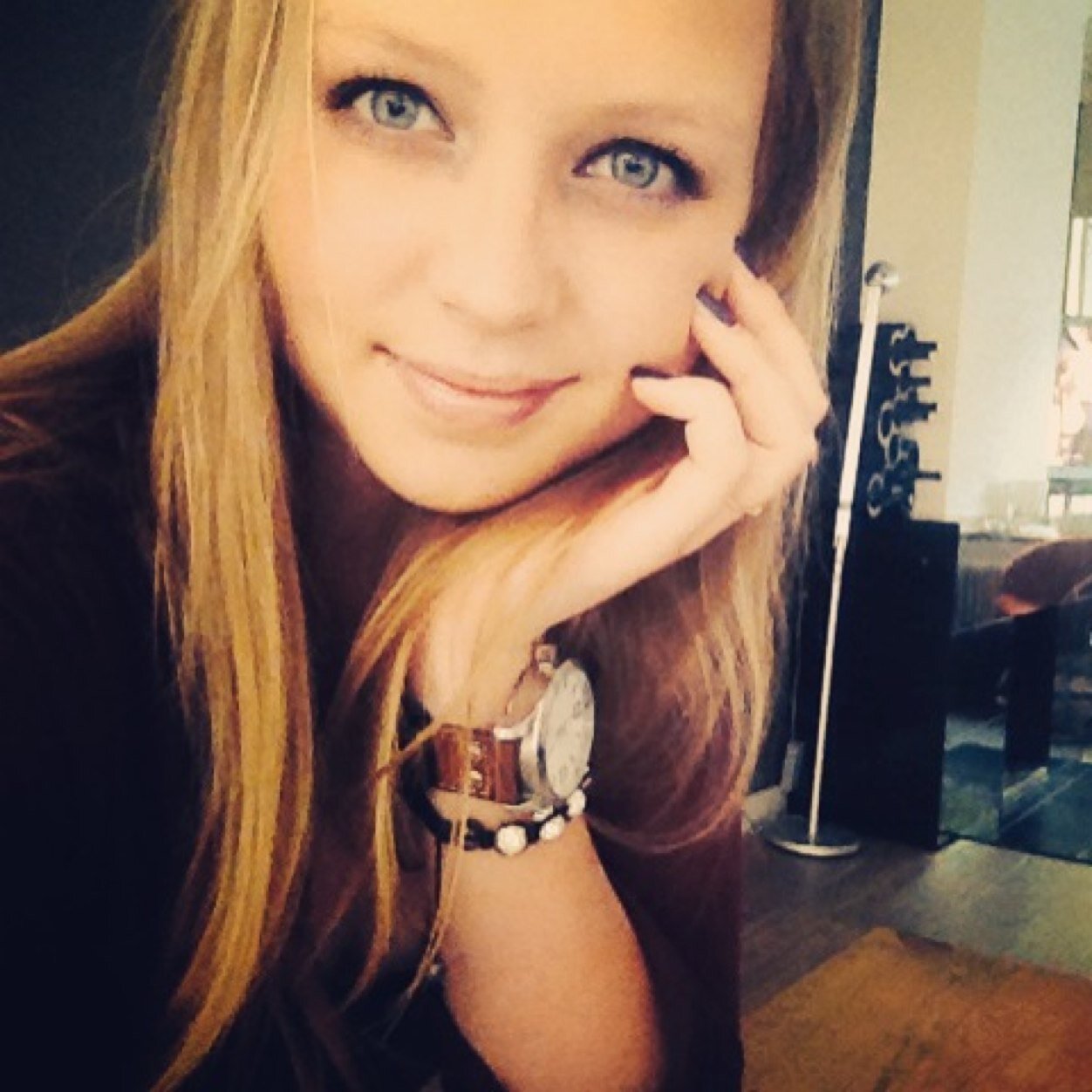 18 jaar • Doetinchem • International Business Administration • Radboud university • Paardrijden