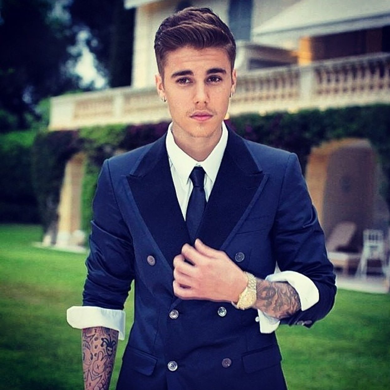 Met my whole world on April 8th ♥ Never thought that this will happen. Just #Believe  ♥