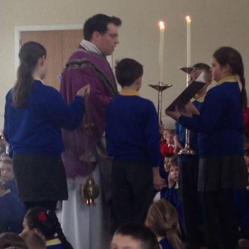 phillgratio's profile picture. Christian. Father. Priest.