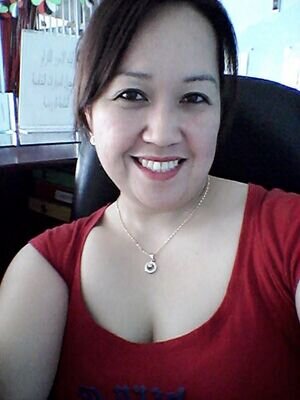 decmpitao's profile picture. simple & sweet